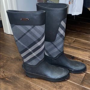 Authentic Burberry rain boots